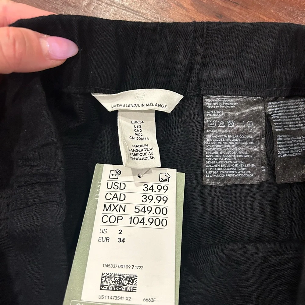 H&M Women’s Linen Blend Black Wide-Leg Pants - Picture 3 of 4